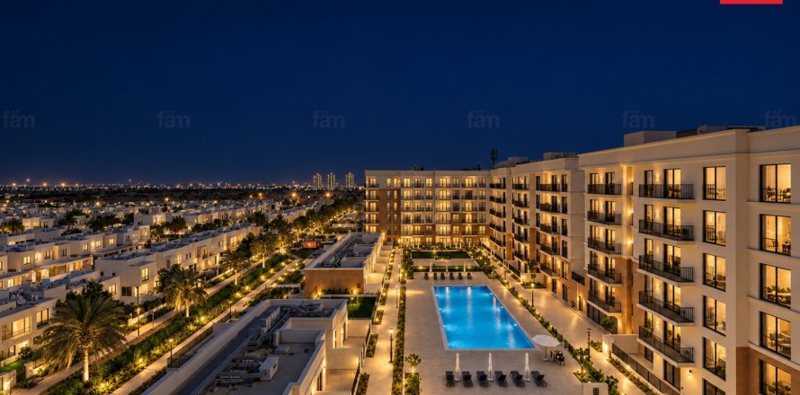 Appartement de 2 chambres à Town Square, UAE No. 220255