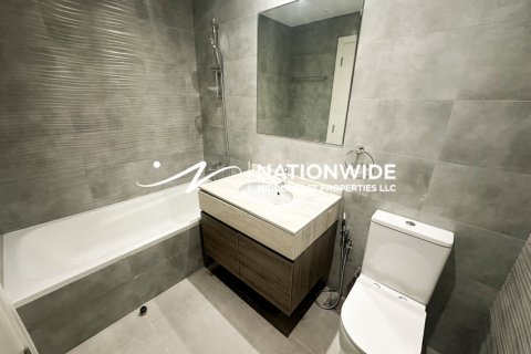 Apartment de 3 dormitorios en Abu Dhabi, UAE No. 140697 5