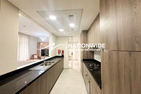 Apartment de 3 dormitorios en Abu Dhabi, UAE No. 140697 14