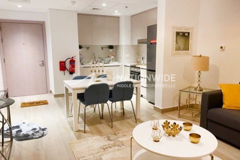 Apartment de 1 dormitorio en Abu Dhabi, UAE No. 106100 3