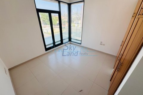 Villa de 4 dormitorios en Jumeirah, UAE No. 125077 26