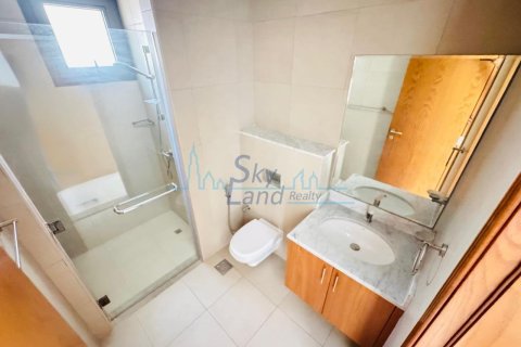 Villa de 4 dormitorios en Jumeirah, UAE No. 125077 11