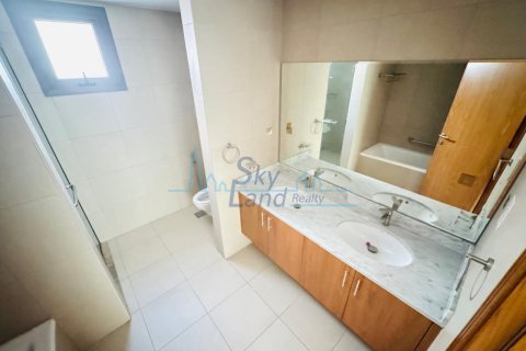 Villa de 4 dormitorios en Jumeirah, UAE No. 125077 7