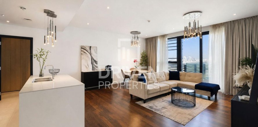Apartment de 2 dormitorios en Al Wasl, UAE No. 223307