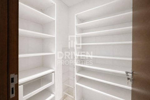 Apartment de 2 dormitorios en Al Wasl, UAE No. 223307 17