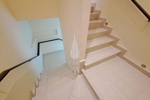 2 bedrooms Duplex in Corniche Road, UAE No. 22856 4