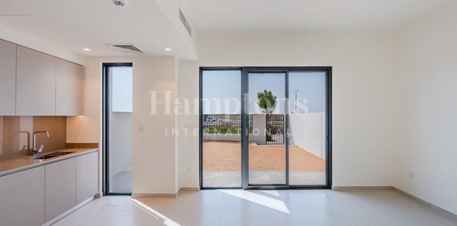 Villa de 3 dormitorios en Dubai South (Dubai World Central), UAE No. 224665