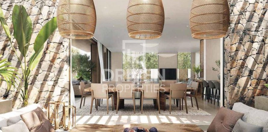 Villa de 5 dormitorios en Tilal Al Ghaf, UAE No. 214182