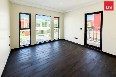 5 bedrooms Townhouse in Dubai, UAE No. 165778