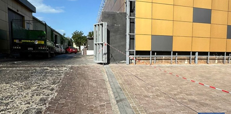 Warehouse de 362m² en Al Quoz Industrial Area, UAE No. 153822