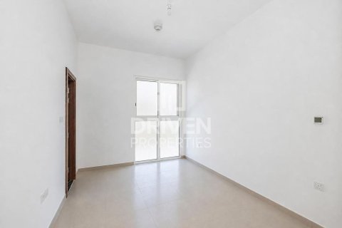 Townhouse de 3 dormitorios en Arabella Townhouses, UAE No. 214864 8