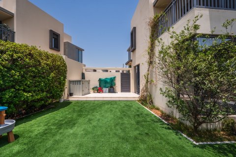 4 bedrooms Townhouse in Maple 2, UAE No. 196105