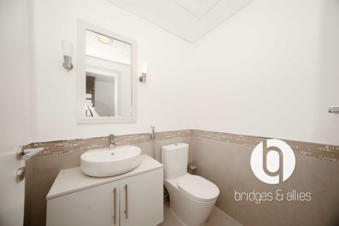 Appartement de 3 chambres à DIFC, UAE No. 151308 19