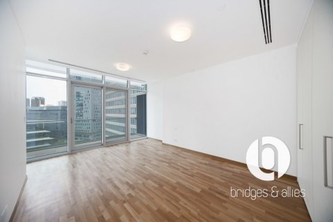 Appartement de 3 chambres à DIFC, UAE No. 151308 8