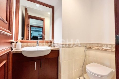 Apartment de 2 dormitorios en Golden Mile, UAE No. 207825 17