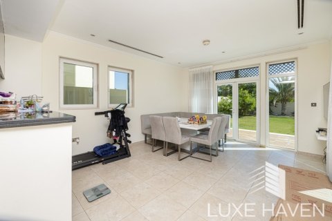 3 bedrooms Villa in Regional, UAE No. 48708 10