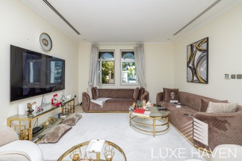 3 bedrooms Villa in Regional, UAE No. 48708 12