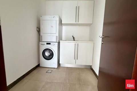 2 bedrooms Apartment in Dubai, UAE No. 216274 7