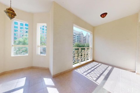 Apartment de 2 dormitorios en Shoreline Apartments, UAE No. 203742 4
