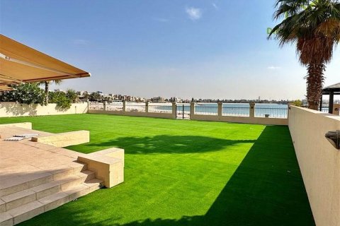 5 bedrooms Villa in Al Hamra Village, UAE No. 20217
