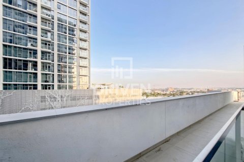 Apartment de 2 dormitorios en District One, UAE No. 223213 14