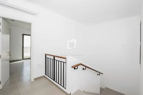 Townhouse de 3 dormitorios en Town Square, UAE No. 129978 15