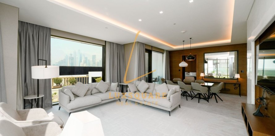 4 bedrooms Apartment in Dubai, UAE No. 222039