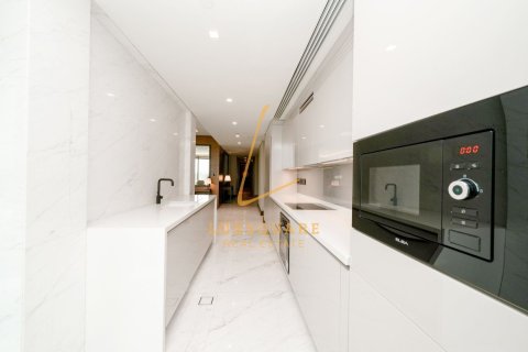 4 bedrooms Apartment in Dubai, UAE No. 222039 7
