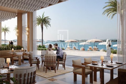 Appartement de 2 chambres à EMAAR Beachfront, UAE No. 218371 10