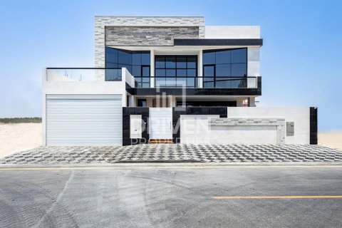 5 bedrooms Villa in Nad Al Sheba 1, UAE No. 212568 4