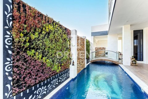5 bedrooms Villa in Nad Al Sheba 1, UAE No. 212568 14