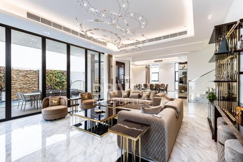 5 bedrooms Villa in Nad Al Sheba 1, UAE No. 212568 6