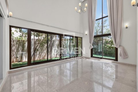 Villa de 6 dormitorios en Meydan, UAE No. 221463 4