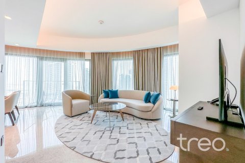 Appartement de 2 chambres à Address Harbour Point, UAE No. 200811 12