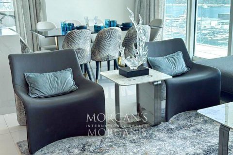 Appartement de 3 chambres à EMAAR Beachfront, UAE No. 76868 16