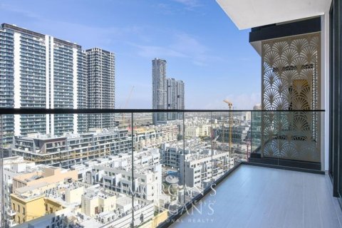 Appartement de 3 chambres à EMAAR Beachfront, UAE No. 76868 25