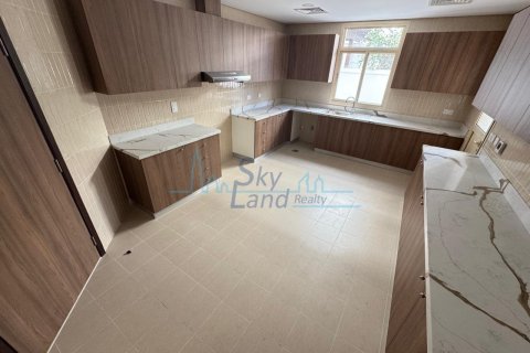 Villa de 4 dormitorios en Umm Suqeim, UAE No. 127106 9
