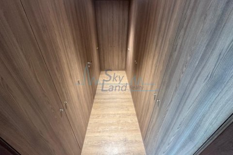 Villa de 4 dormitorios en Umm Suqeim, UAE No. 127106 28