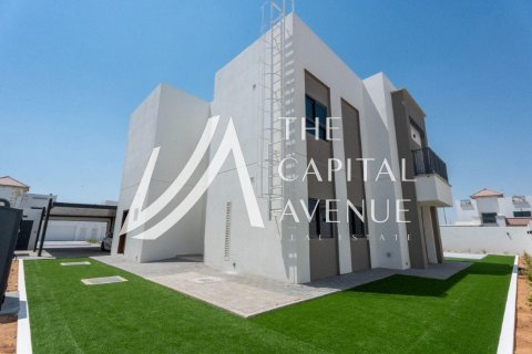 5 bedrooms Villa in Al Shamkha, UAE No. 221795 9