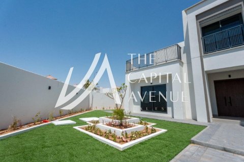 5 bedrooms Villa in Al Shamkha, UAE No. 221795 4