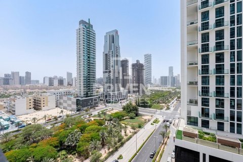 2 bedrooms Apartment in District 11, UAE No. 221074