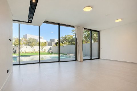 Villa de 5 dormitorios en Tilal City, UAE No. 215257 10