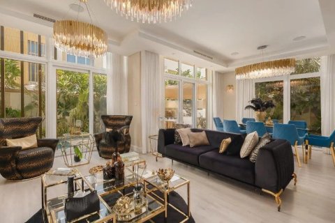 Villa de 6 chambres à Dubai, UAE No. 169036 3