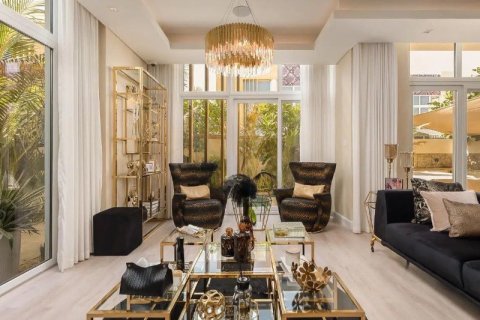 Villa de 6 chambres à Dubai, UAE No. 169036 4