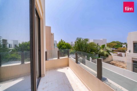 3 bedrooms Villa in Reem, UAE No. 200241 5