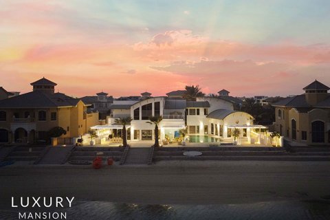 6 bedrooms Villa in Signature Villas, UAE No. 8402 29