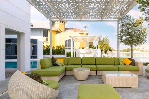 6 bedrooms Villa in Signature Villas, UAE No. 8402 27