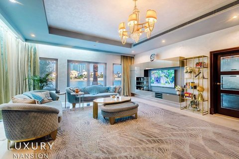 6 bedrooms Villa in Signature Villas, UAE No. 8402 7