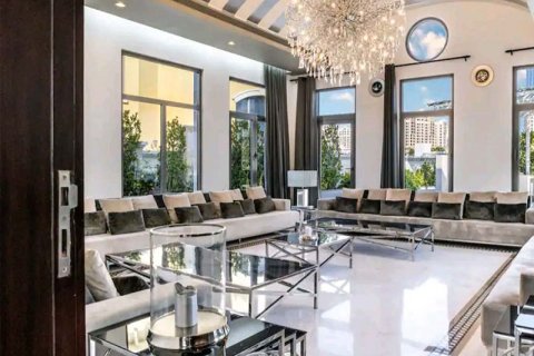 6 bedrooms Villa in Signature Villas, UAE No. 8402 26