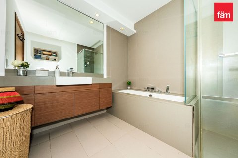 3 bedrooms Duplex in City Walk, UAE No. 215950 13